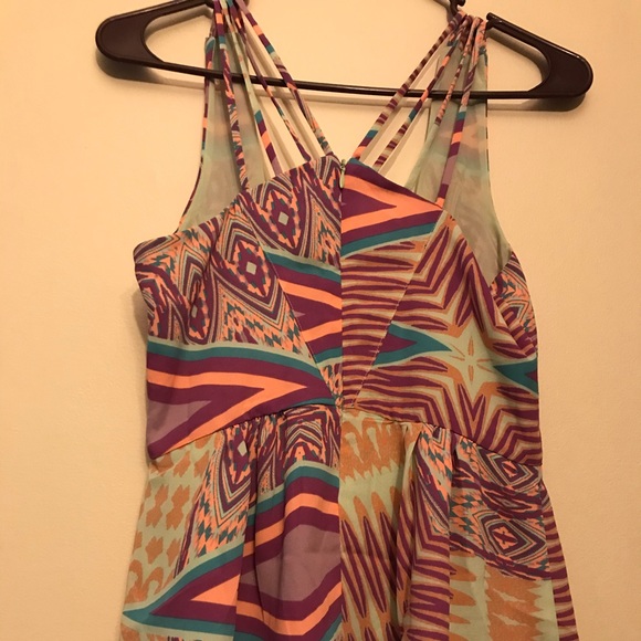 Funky pattern top - Picture 2 of 7